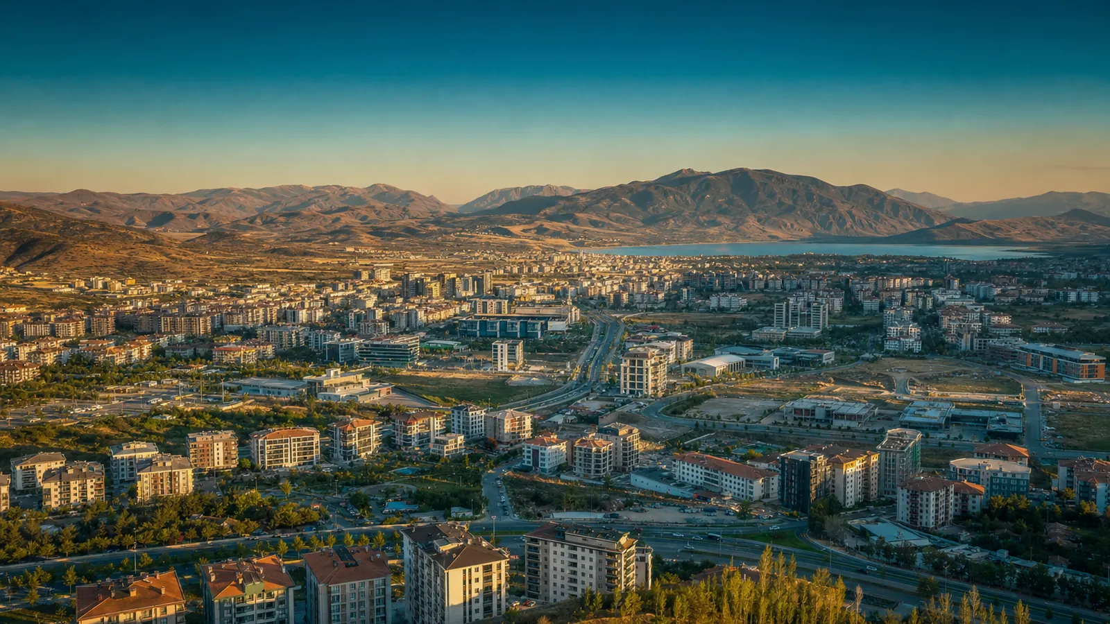 Elazığ gayrimenkul rehberi için yapay zekâ destekli temsili şehir ve yatırım görseli